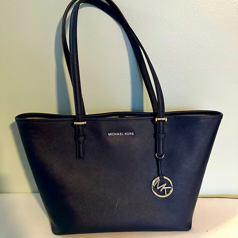 Navy Michael Kors Jet Set Tote Blue